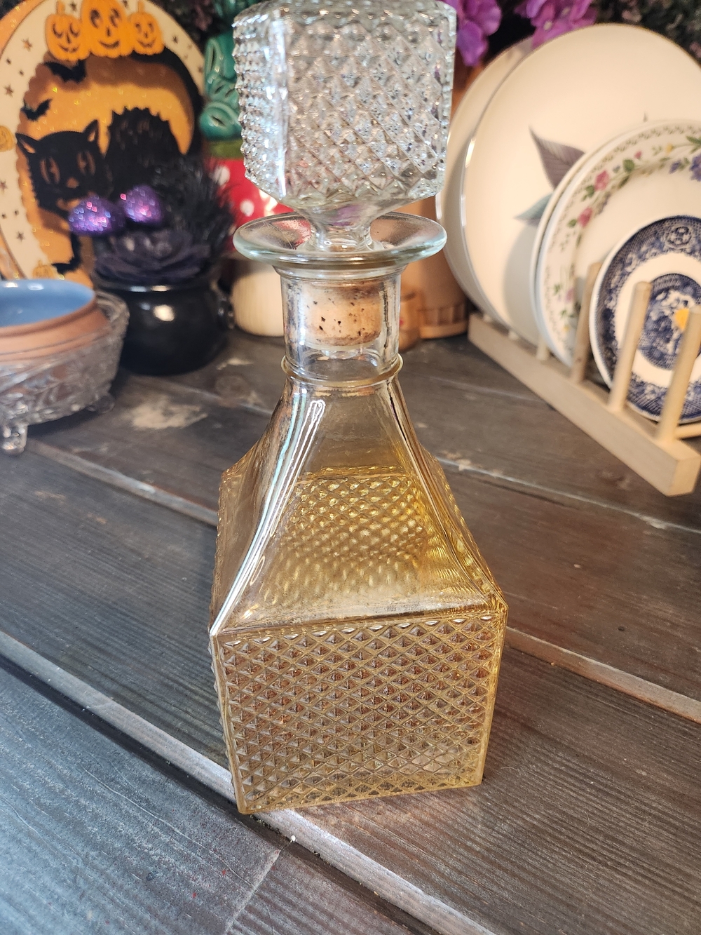Amber Textured Glass Decanter with Stopper Diamomd Cut Style Glass